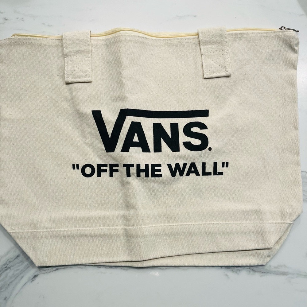 Vans Off the Wall Canvas Tote - Shoulder Bag Zip Closure Bag Purse Tote